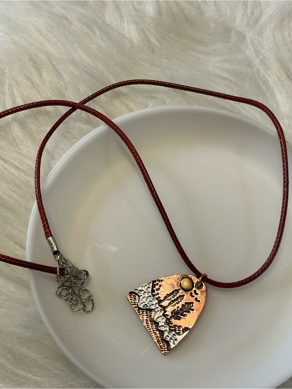 Burgundy red-ish string bronze landscape pendant unisex necklace